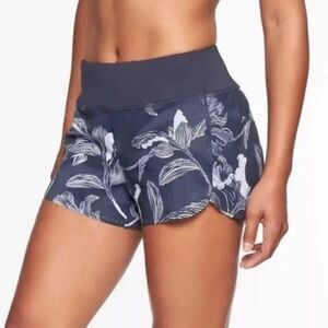 Athleta Laser Cut Running Shorts Floral Navy Blue & White Lined Size Small